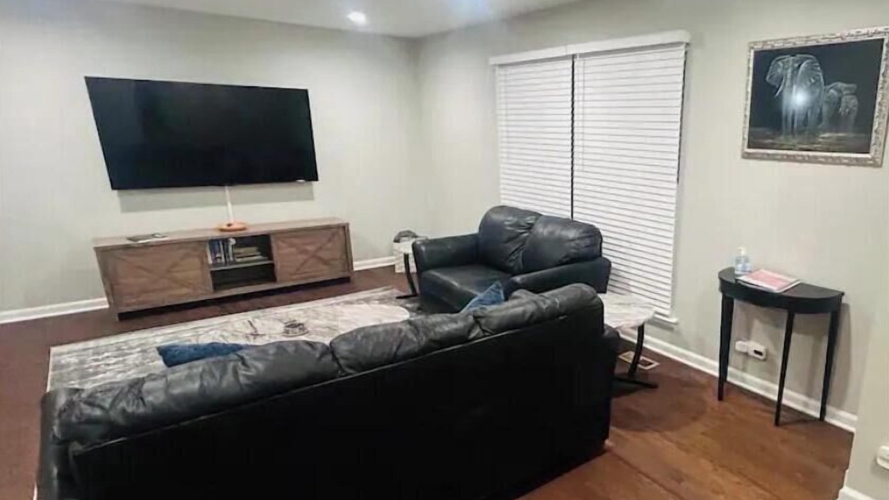 Photo of Livingroom in Streamwood