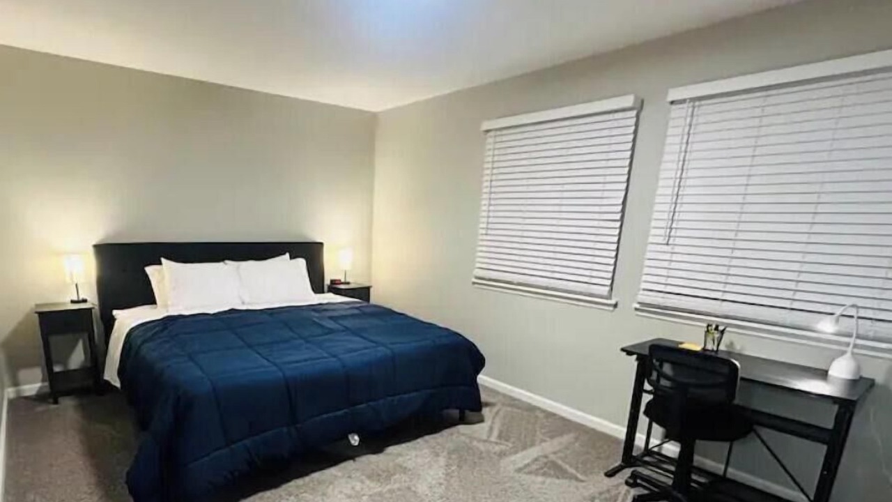 Photo of Bedroom in Streamwood