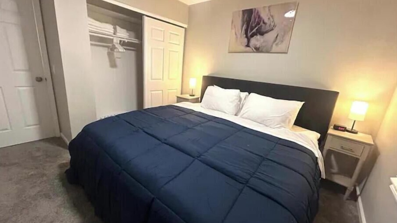 Photo of Bedroom in Streamwood
