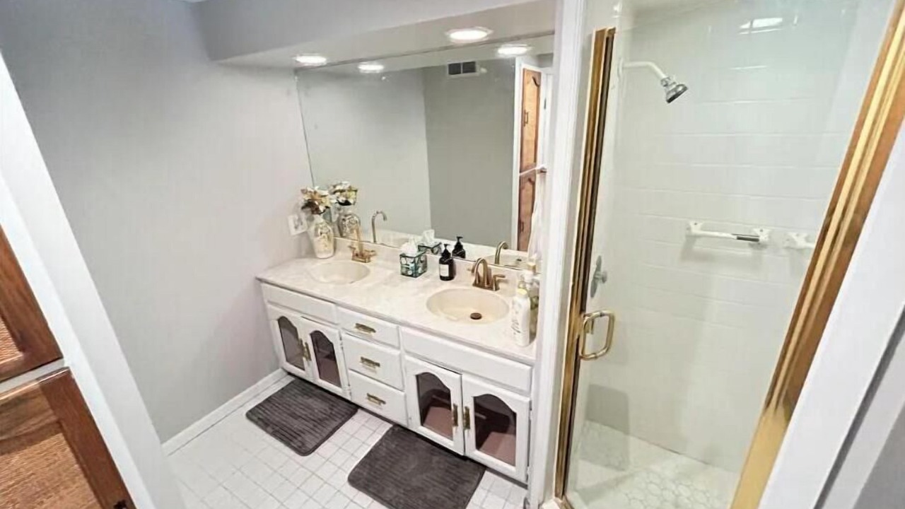 Photo of Bathroom in Fox Valley