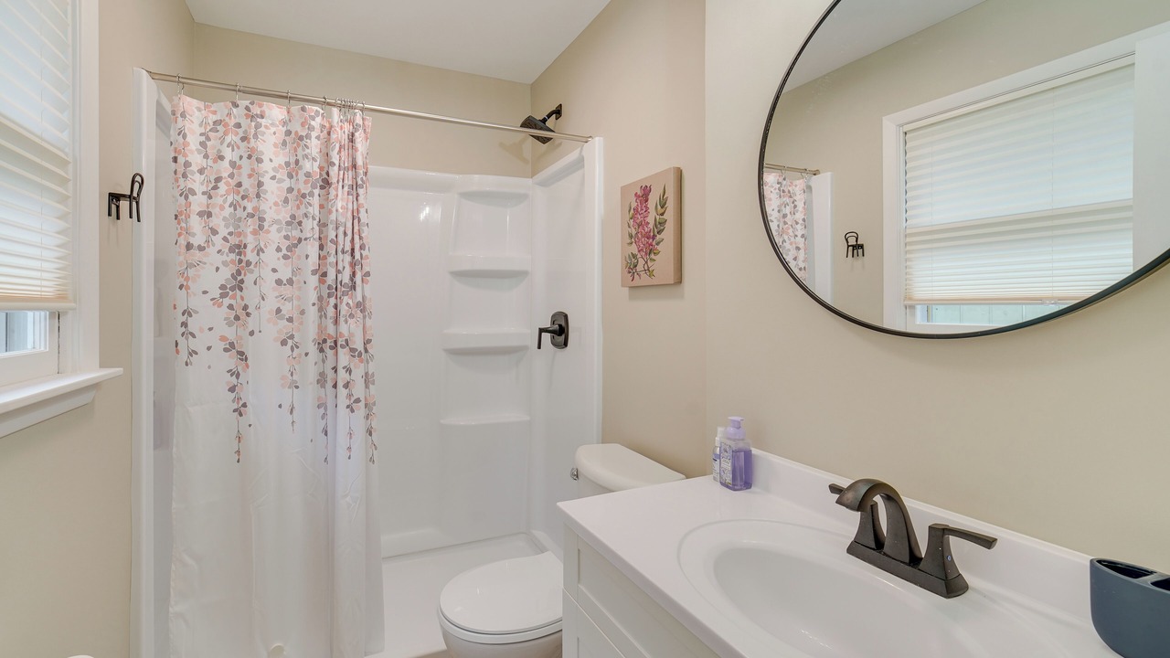 Photo of Bathroom in Urbana