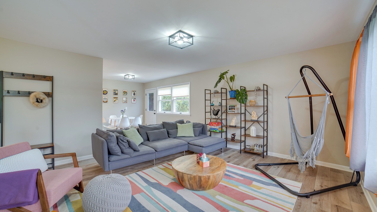 Photo of Livingroom in Urbana