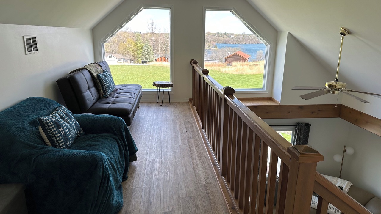 Photo of Livingroom in Apple River