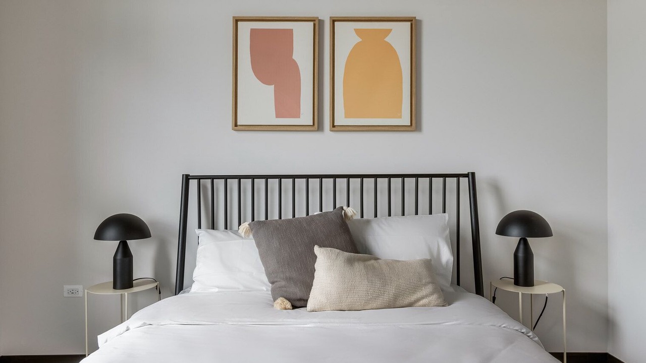 Photo of Bedroom in Near West Side