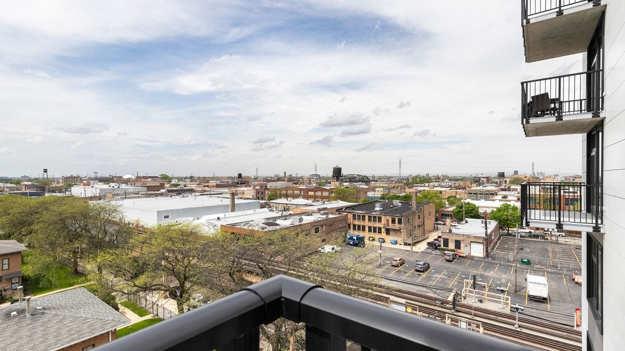 Photo of Outdoor in Near West Side