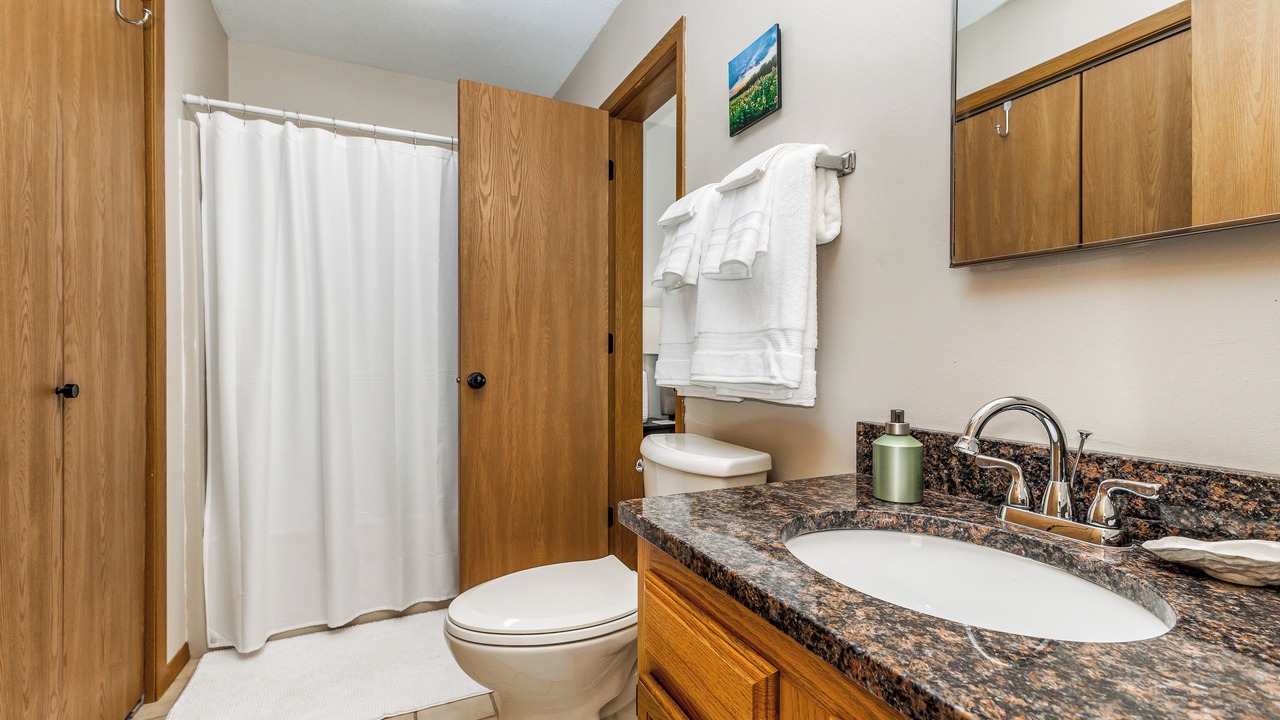 Photo of Bathroom in The Galena Territory