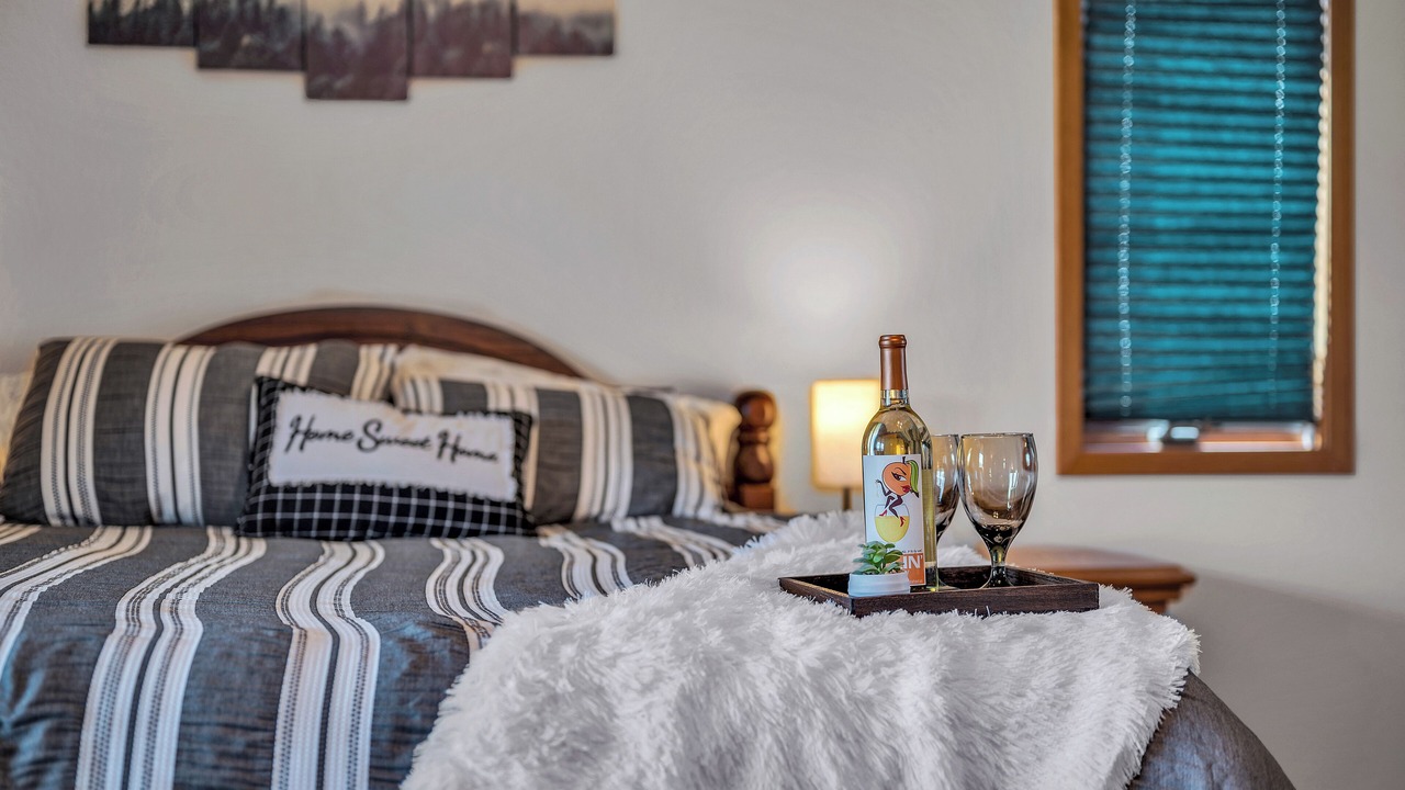 Photo of Bedroom in Adrian
