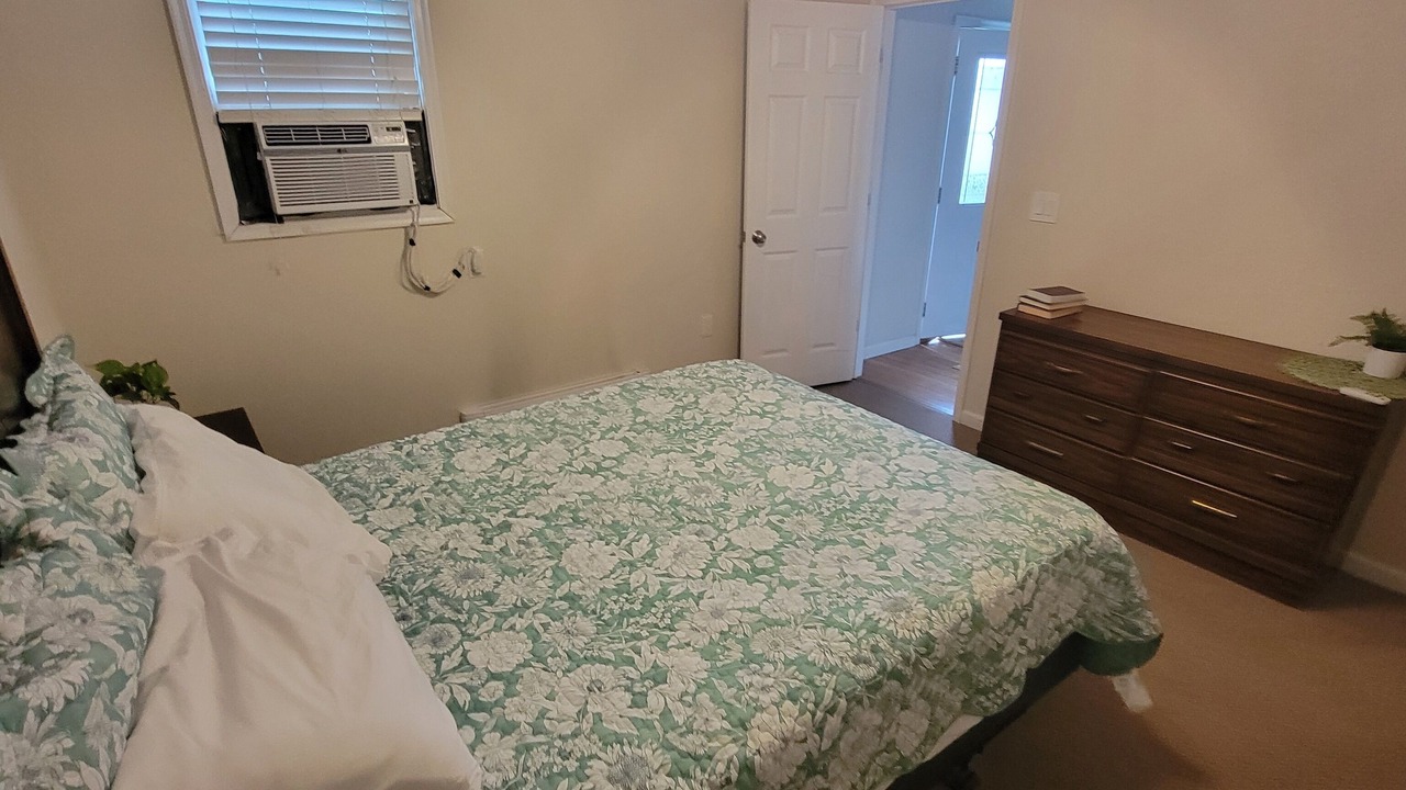 Photo of Bedroom in Nauvoo