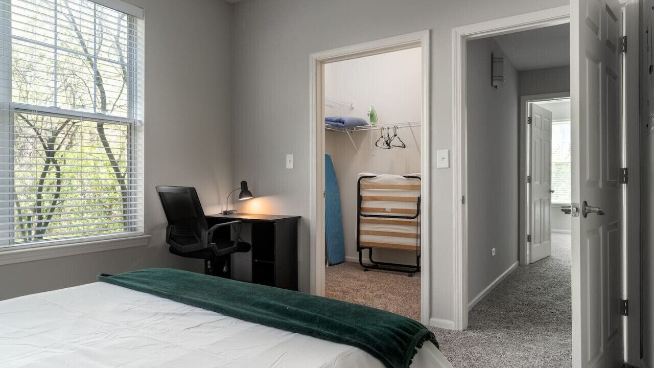 Photo of Bedroom in Gurnee