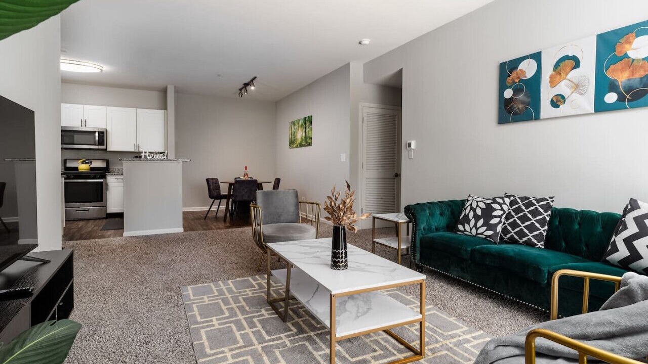 Photo of Livingroom in Gurnee