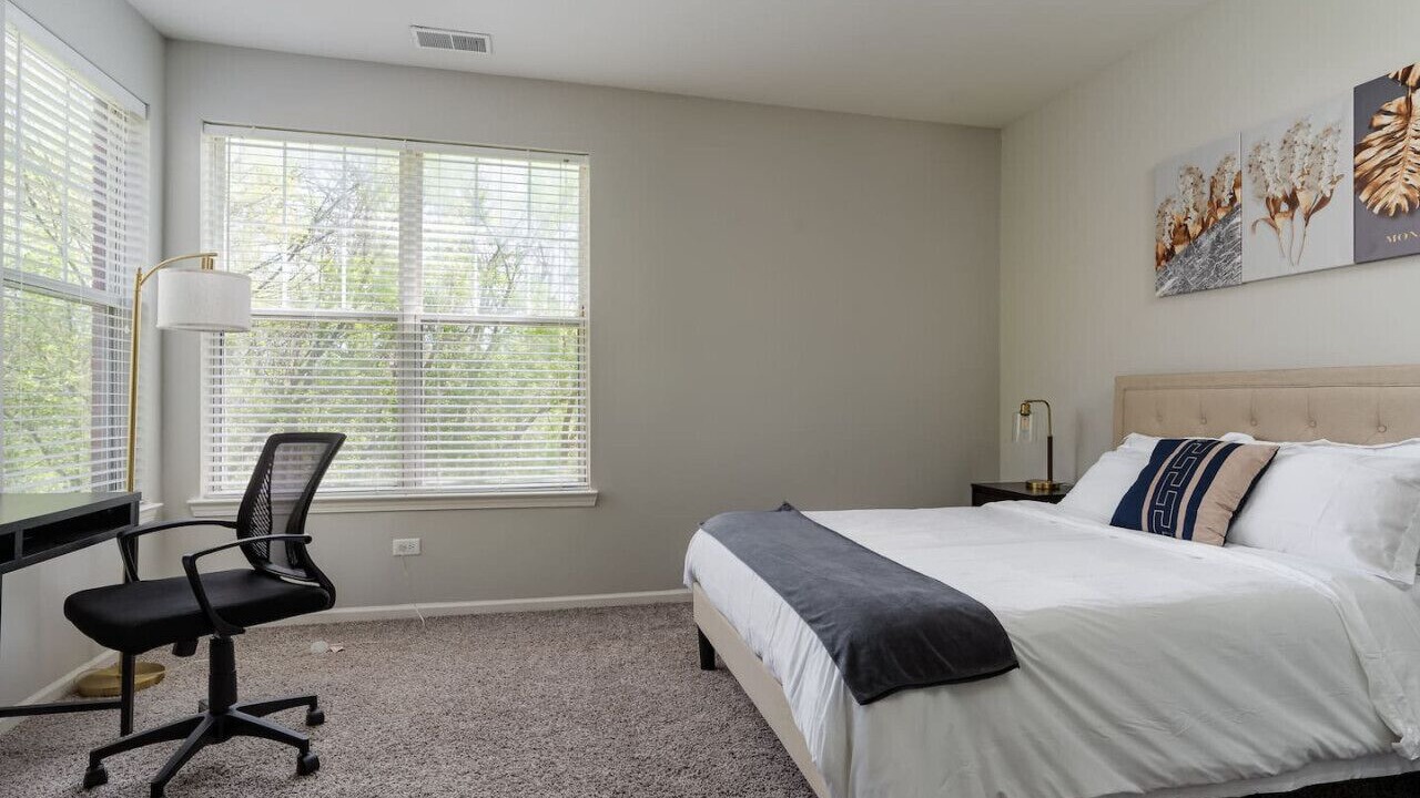 Photo of Bedroom in Gurnee