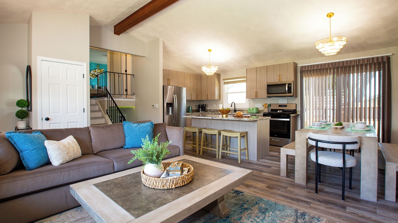Photo of Livingroom in Winthrop Harbor