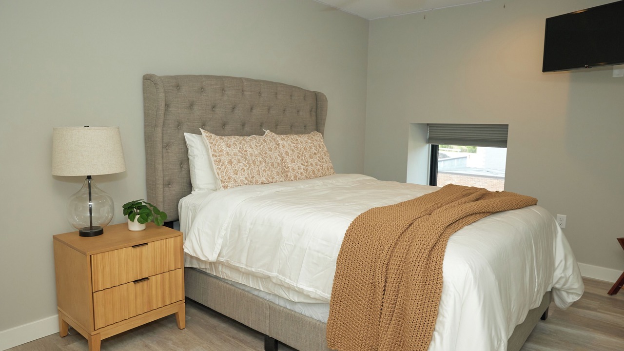 Photo of Bedroom in Utica