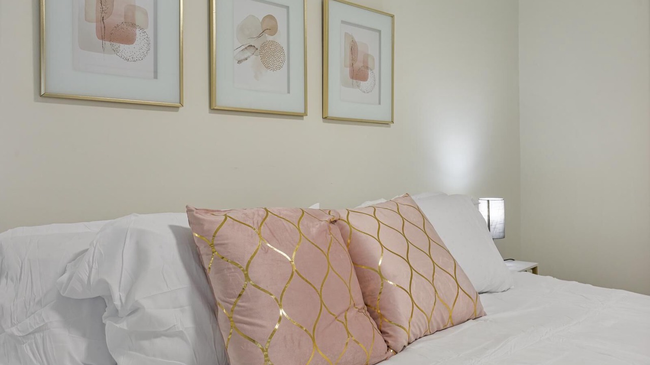 Photo of Bedroom in Wood Dale