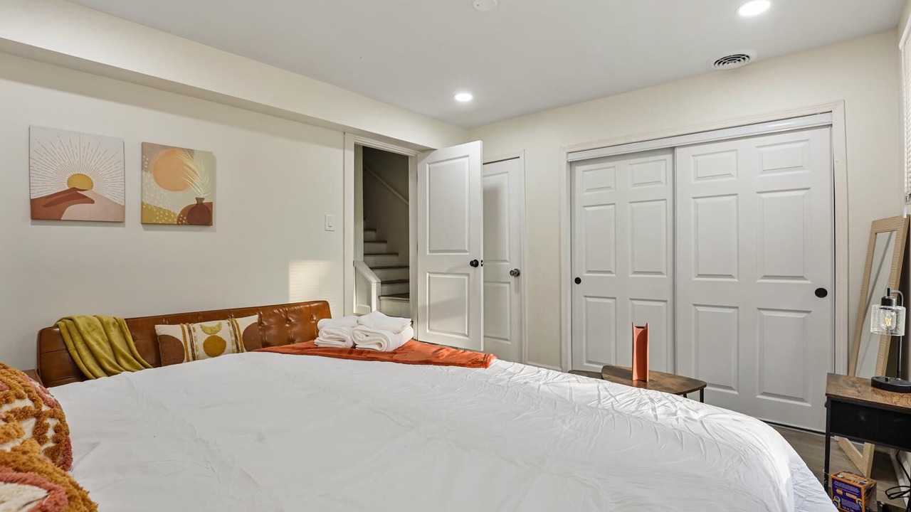 Photo of Bedroom in Wood Dale