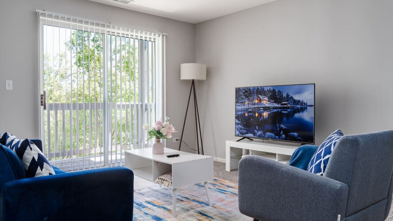 Photo of Livingroom in Gurnee