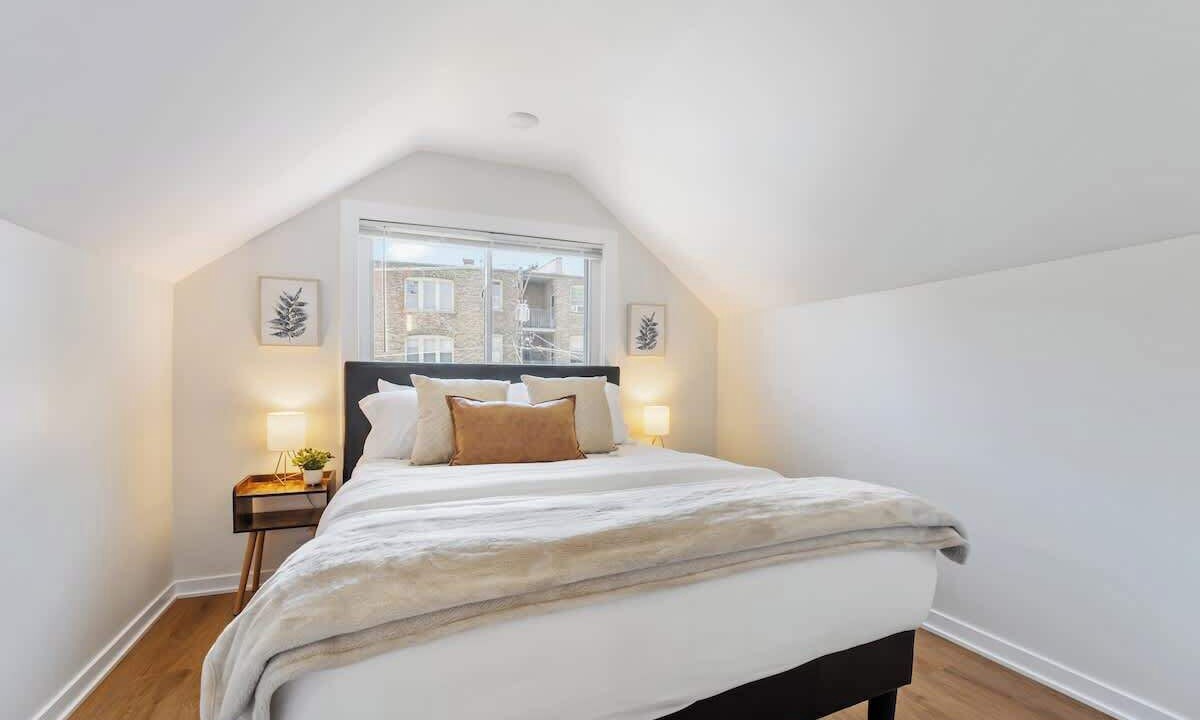 Photo of Bedroom in Oak Park