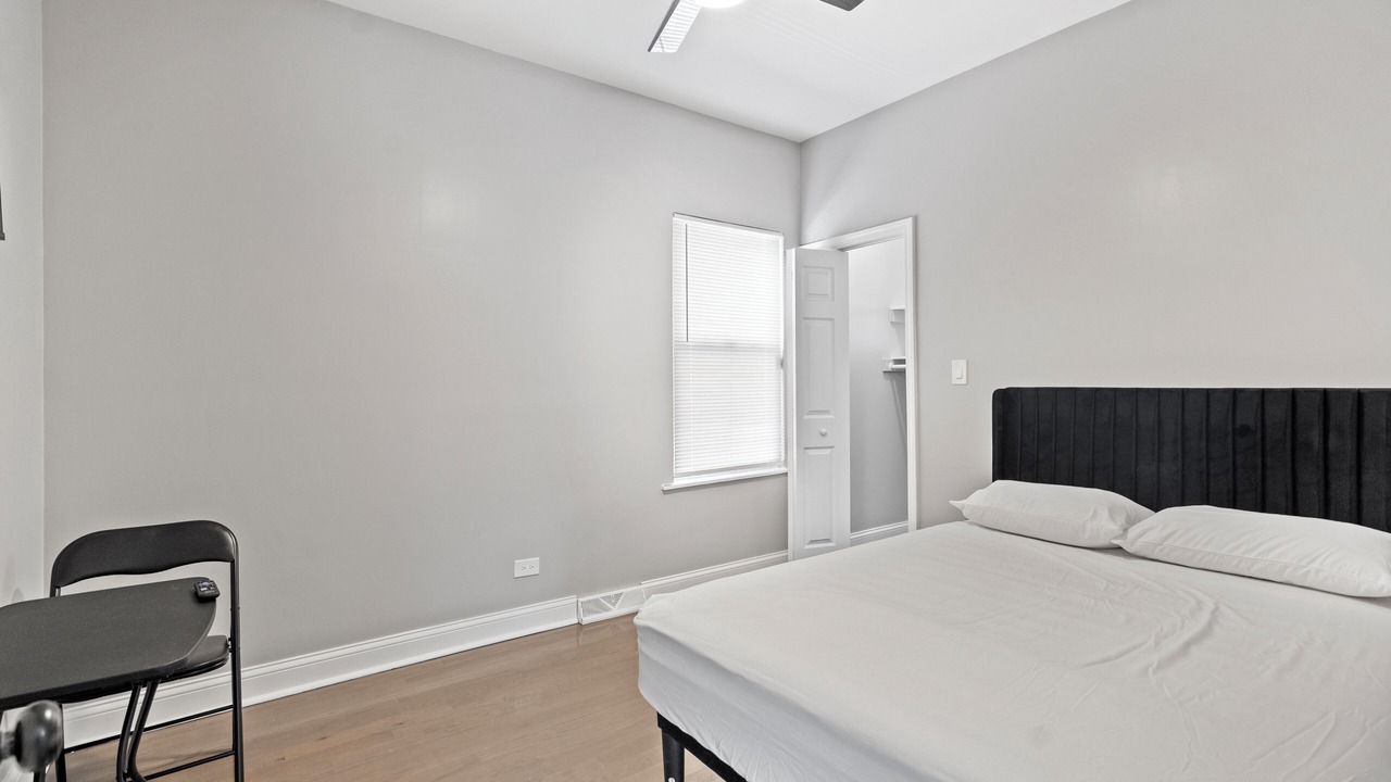 Photo of Bedroom in South Chicago