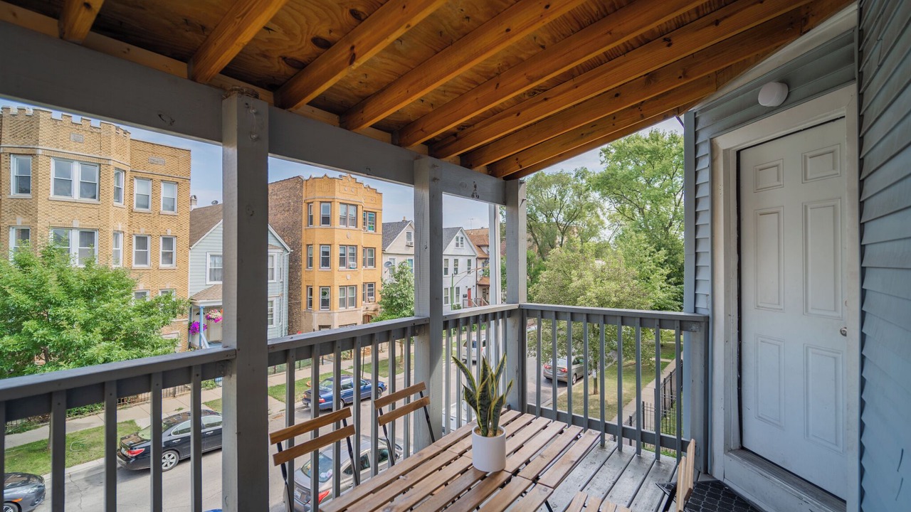 Photo of Outdoor in Logan Square