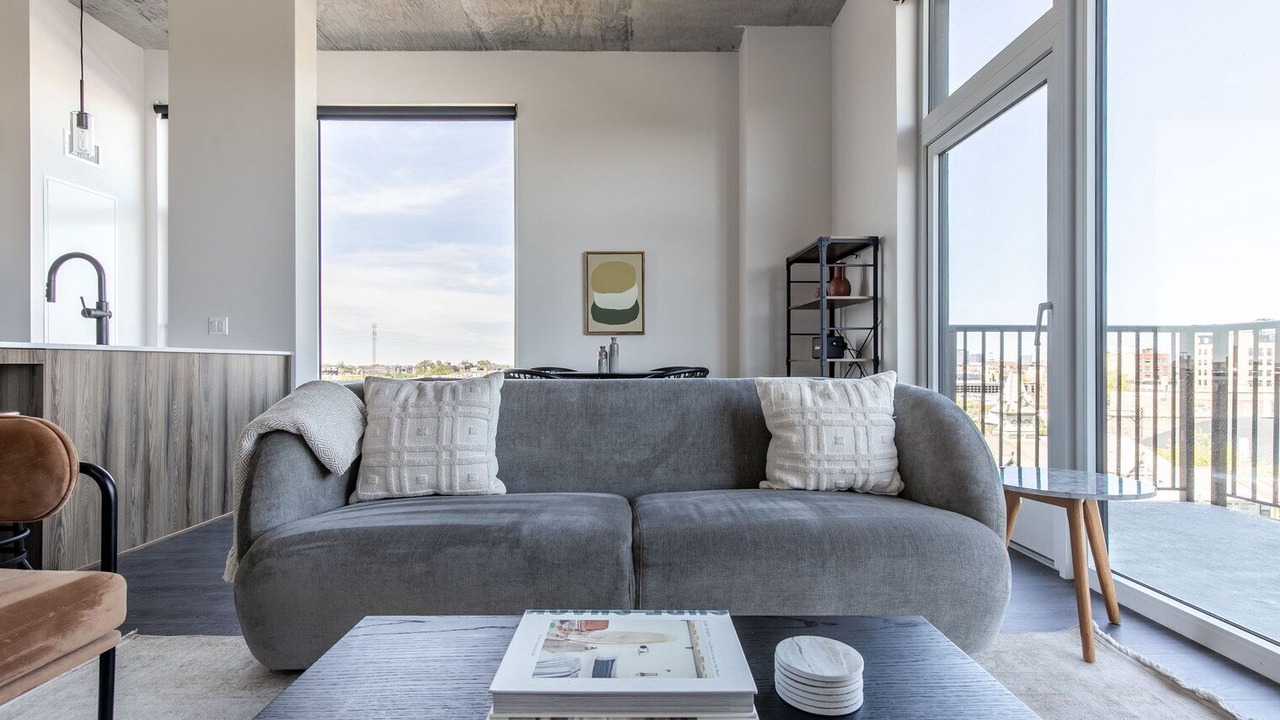 Photo of Livingroom in Near West Side