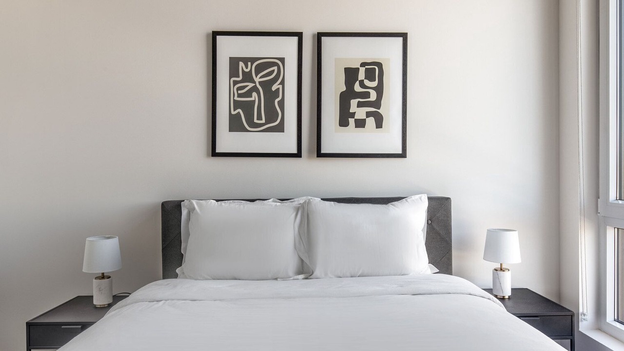 Photo of Bedroom in Near West Side