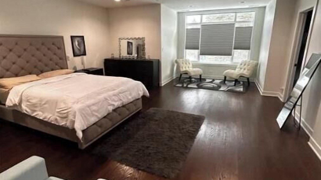 Photo of Bedroom in East Beverly