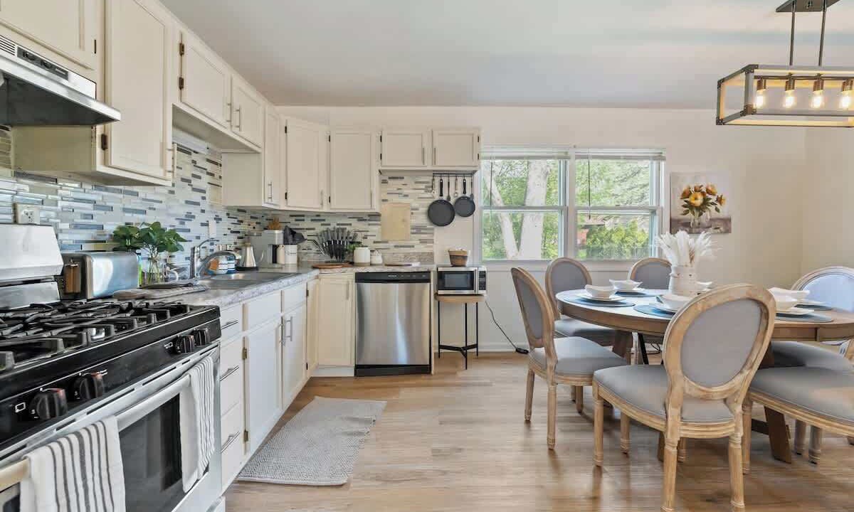Photo of Kitchen in Streamwood
