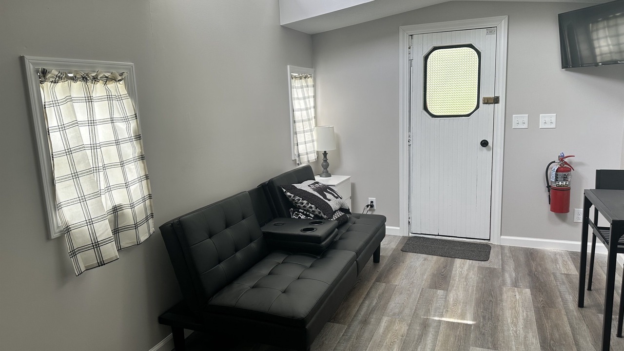 Photo of Livingroom in Orange Prairie