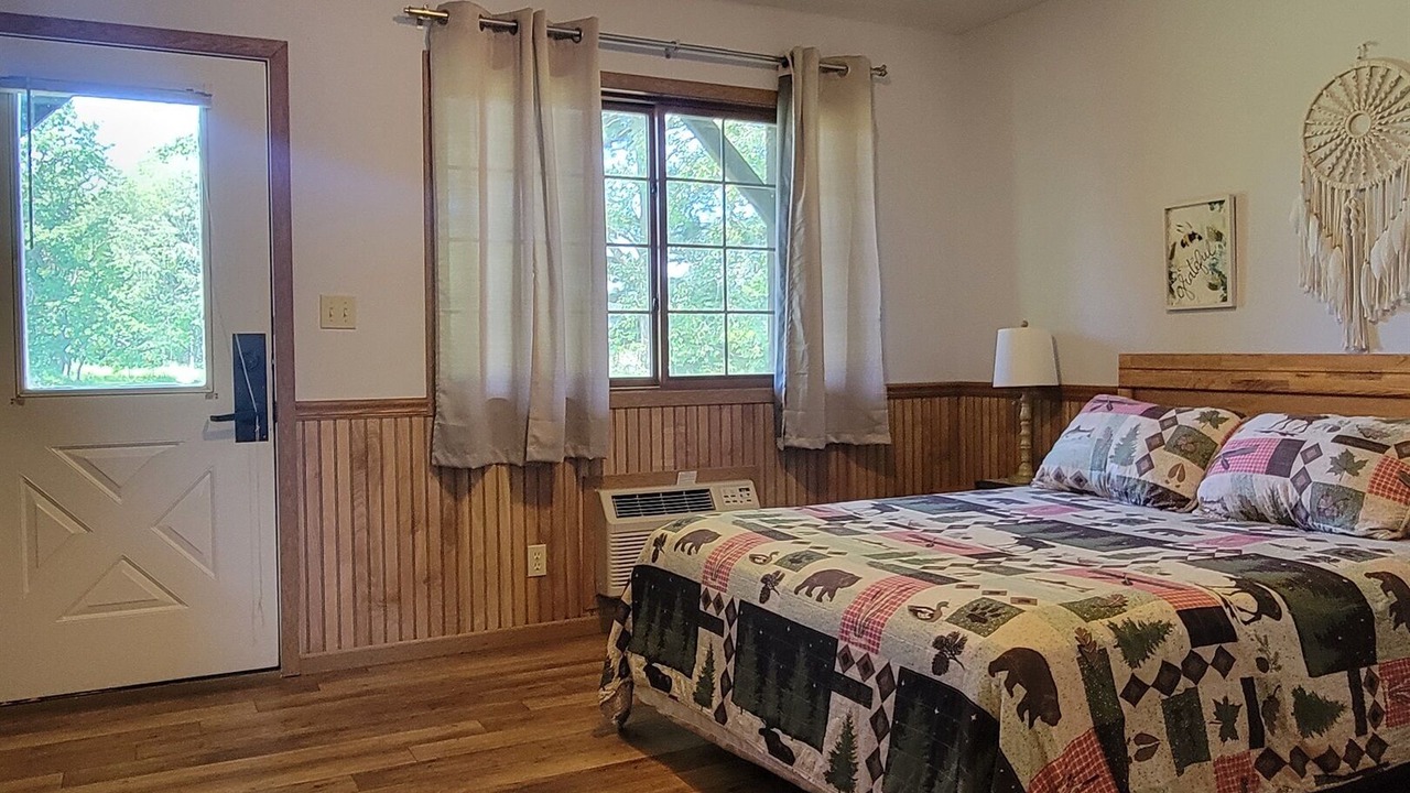 Photo of Bedroom in Orange Prairie