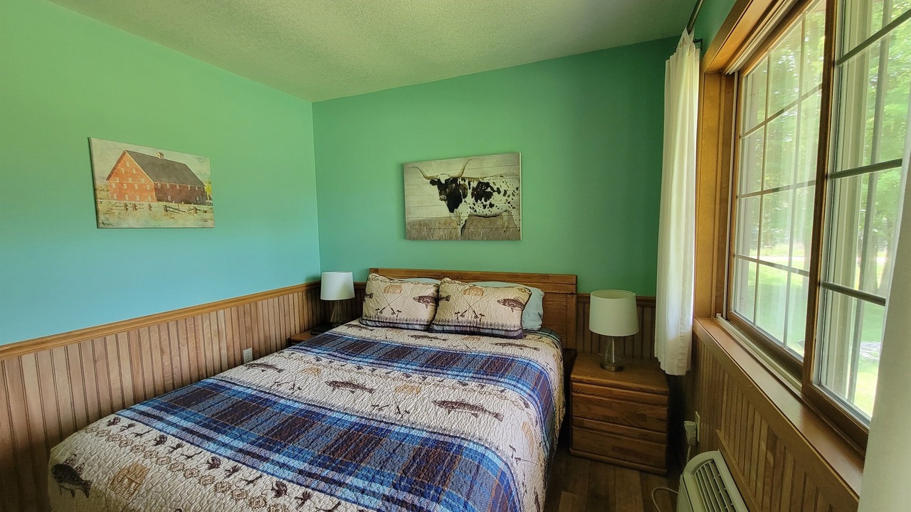 Photo of Bedroom in Orange Prairie