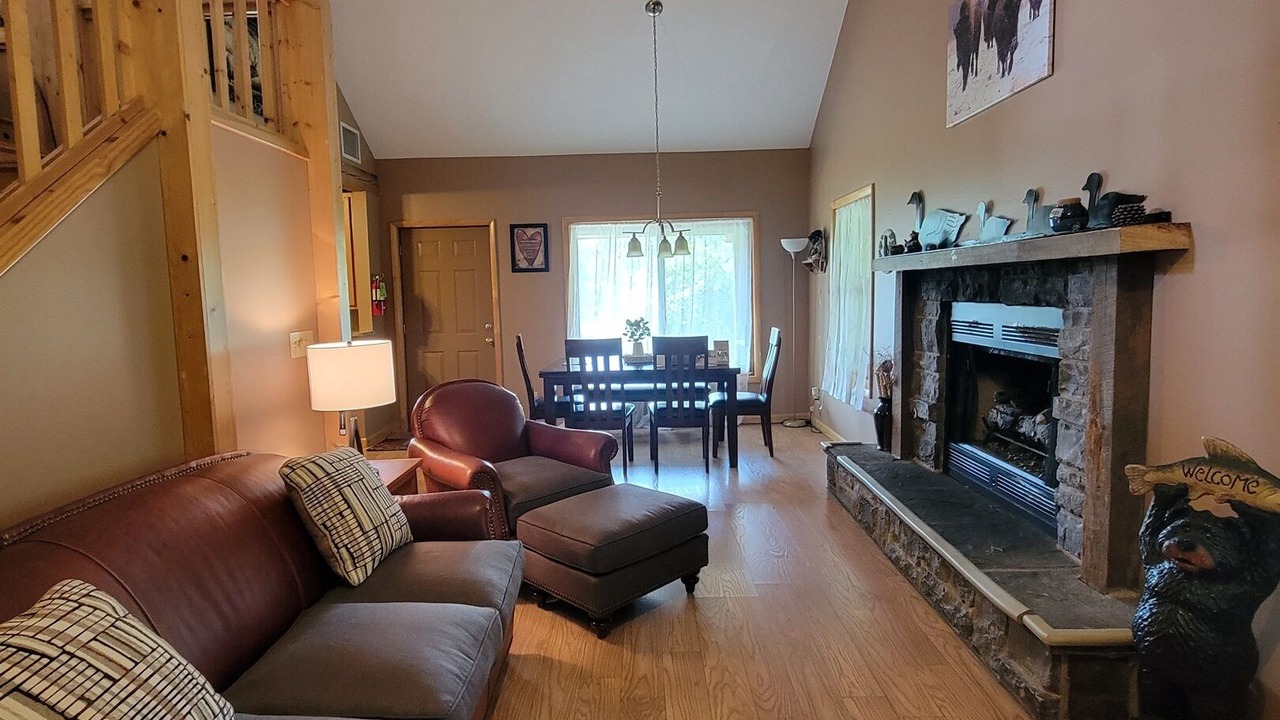 Photo of Livingroom in Orange Prairie