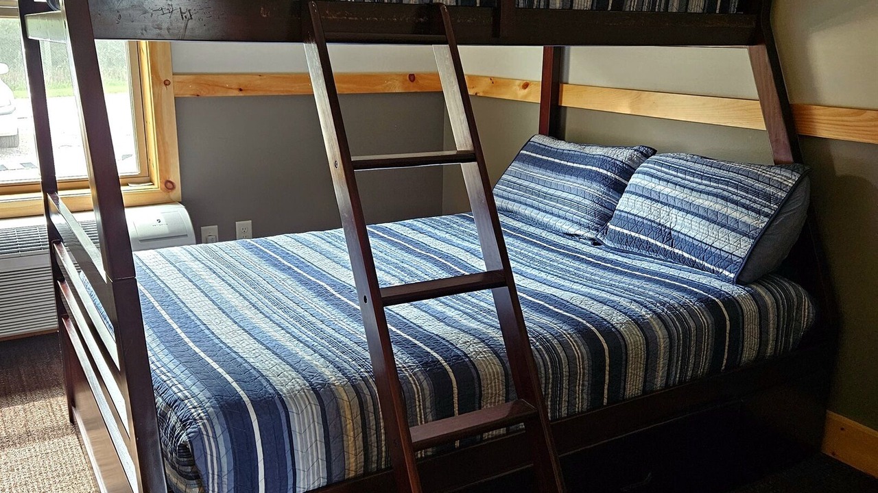 Photo of Bedroom in Orange Prairie