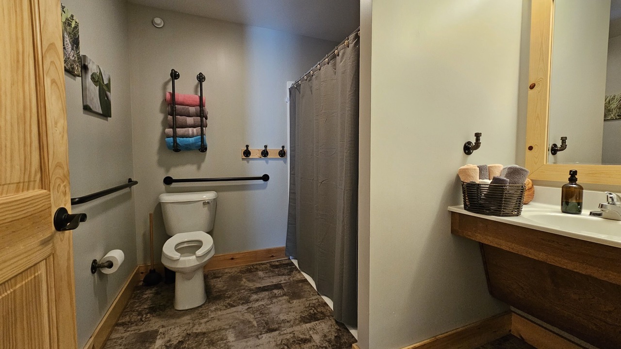 Photo of Bathroom in Orange Prairie