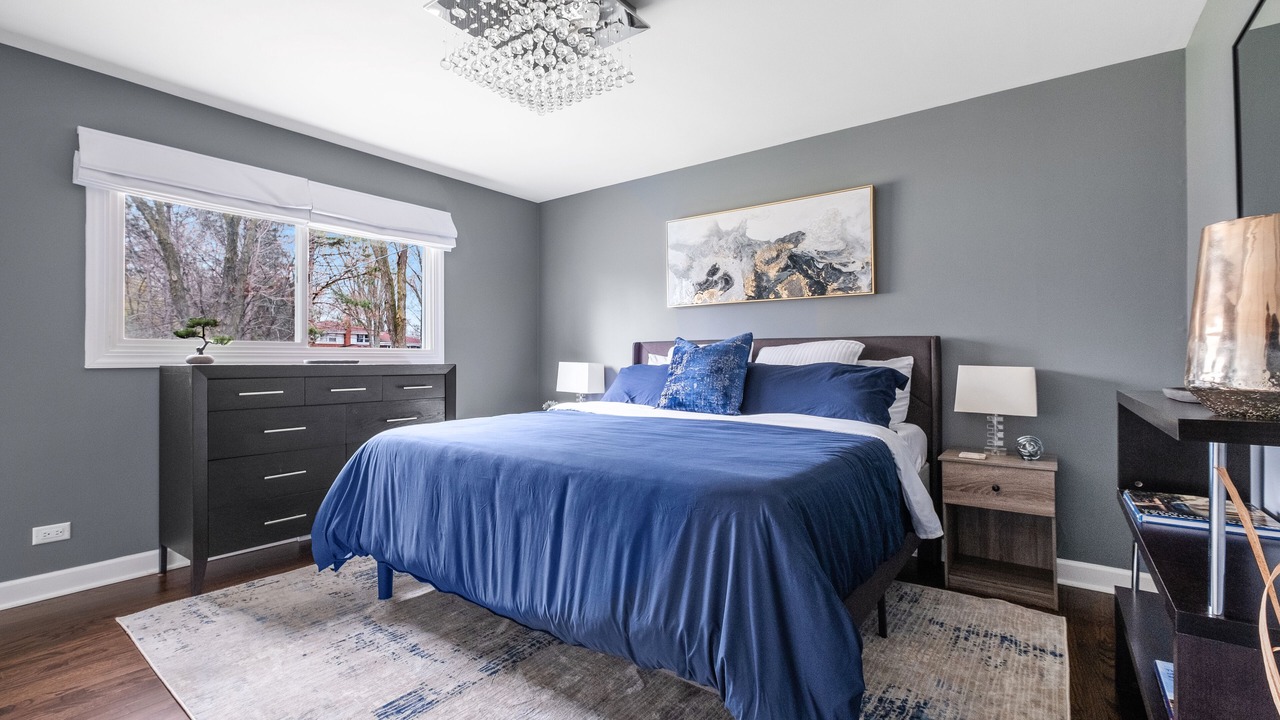 Photo of Bedroom in Oakbrook Terrace