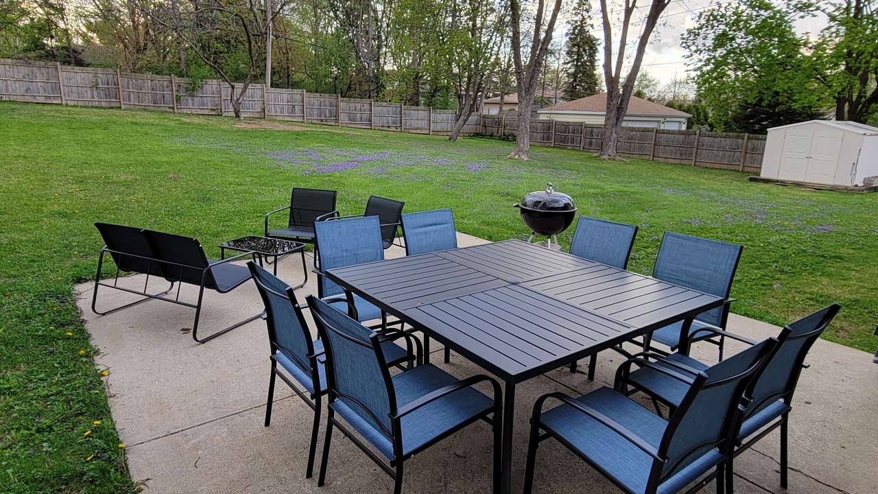 Photo of Outdoor in Oakbrook Terrace