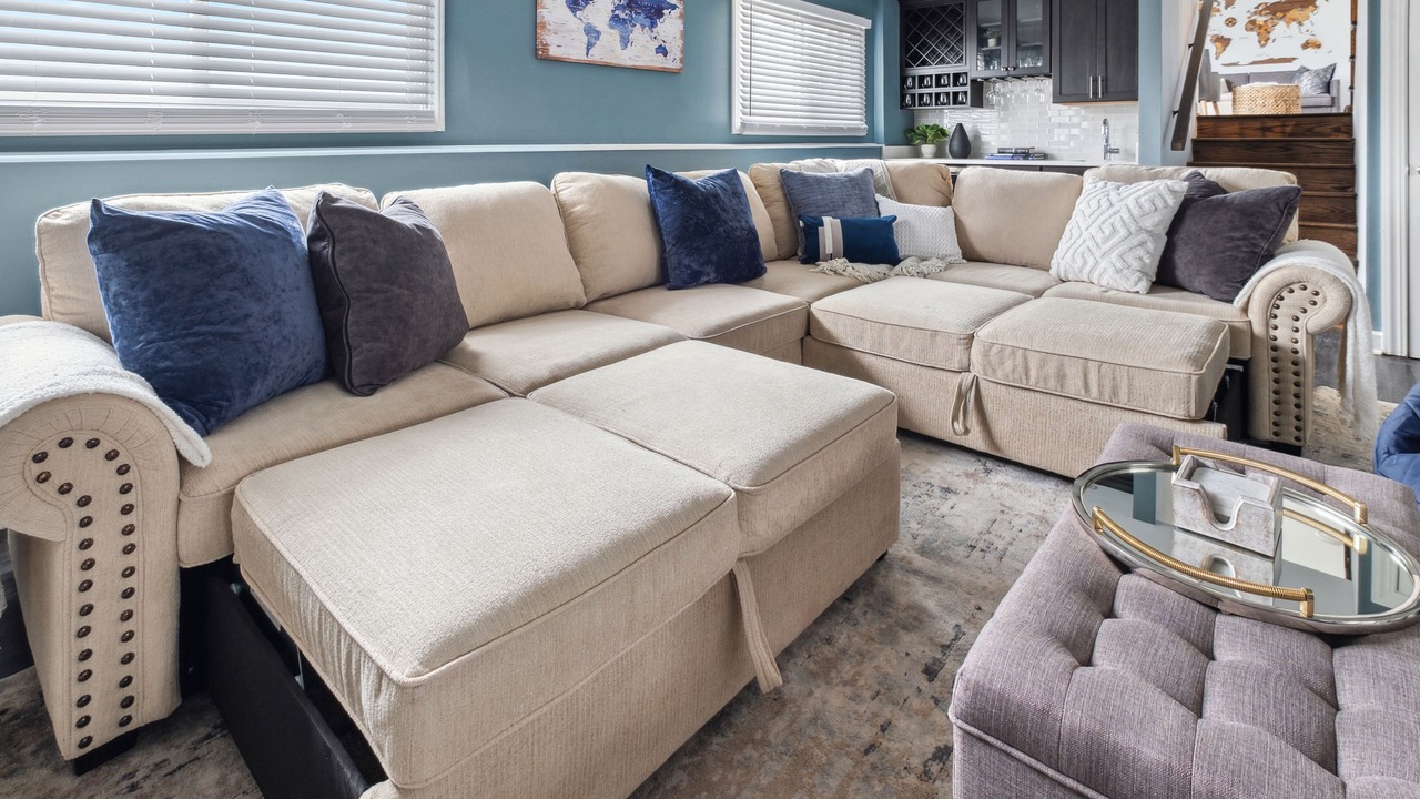 Photo of Livingroom in Oakbrook Terrace