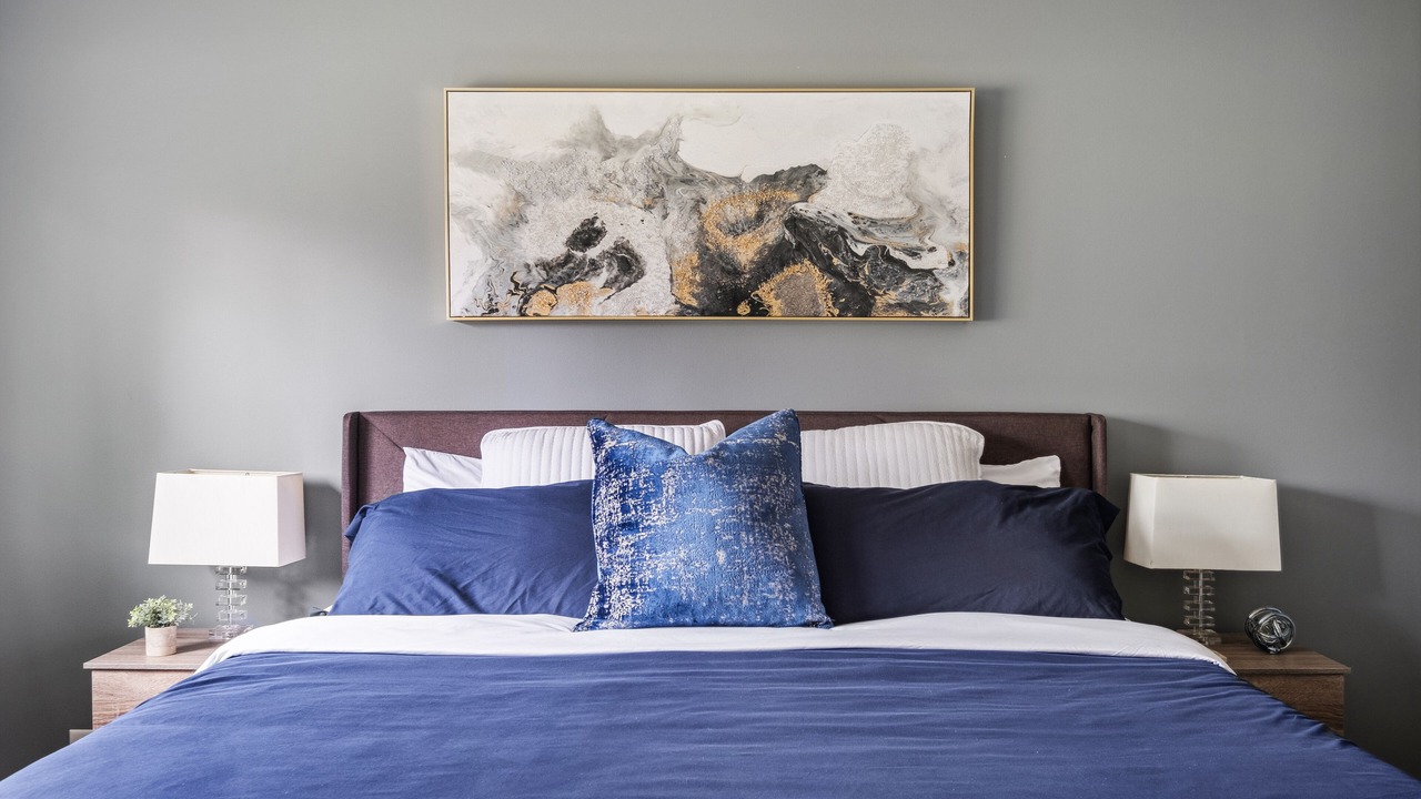 Photo of Bedroom in Oakbrook Terrace