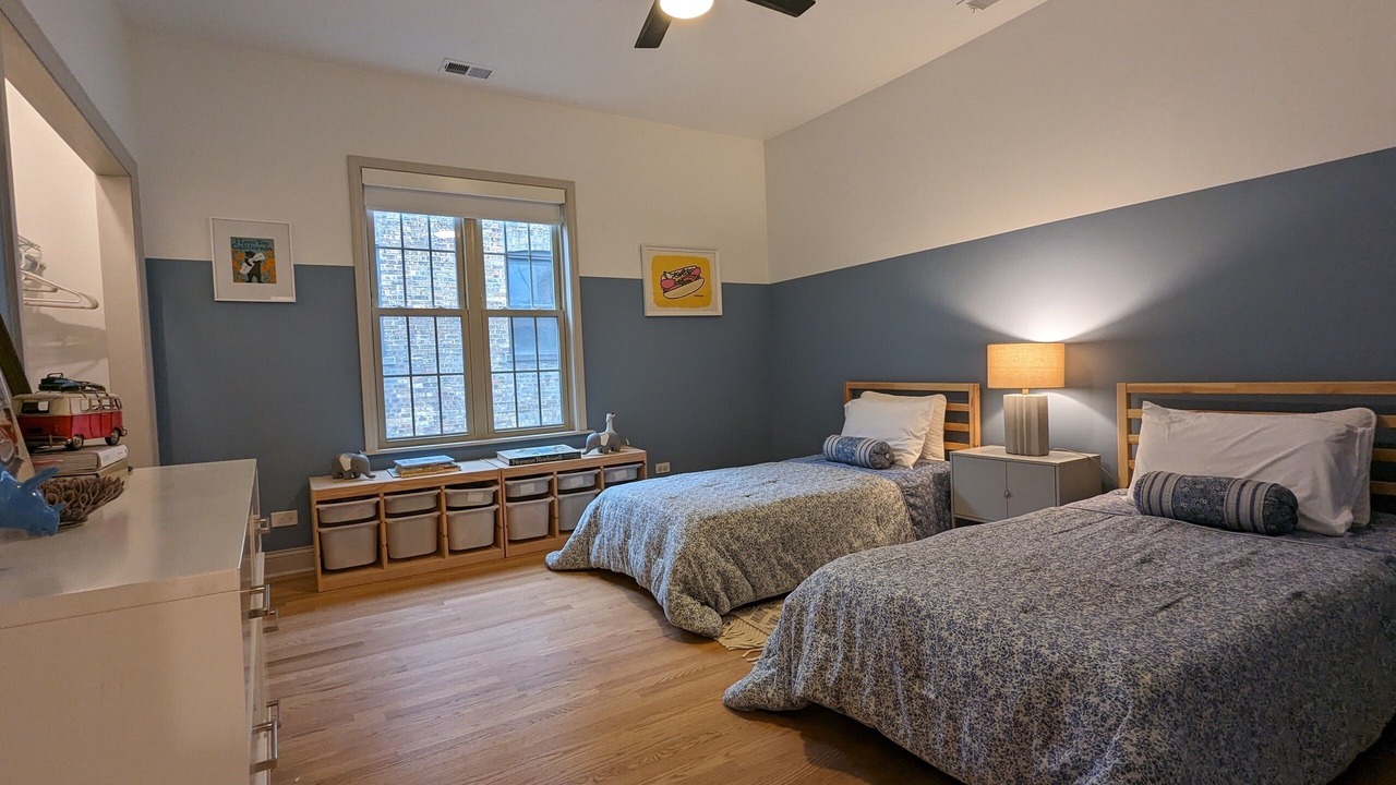 Photo of Bedroom in Rogers Park