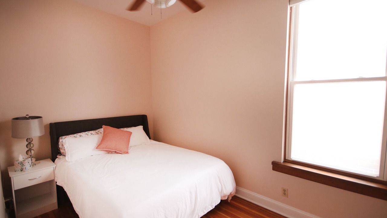 Photo of Bedroom in Wrigleyville