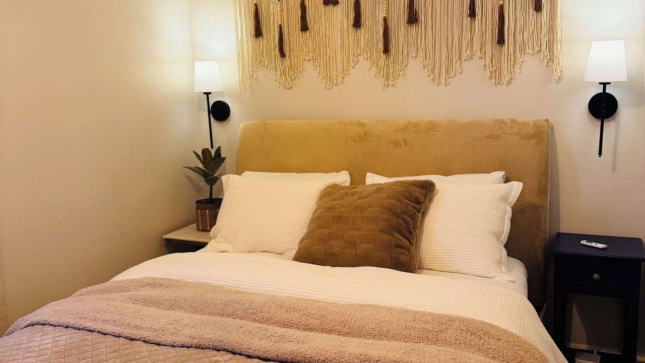 Photo of Bedroom in Avondale