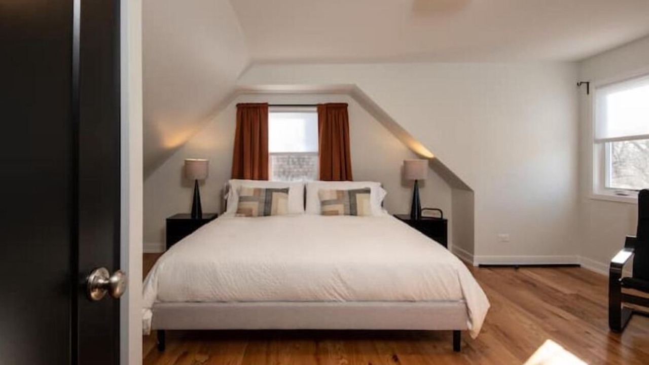 Photo of Bedroom in Bridgeview