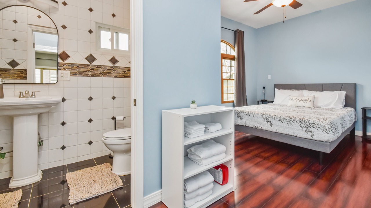 Photo of Bedroom in Peoria Heights