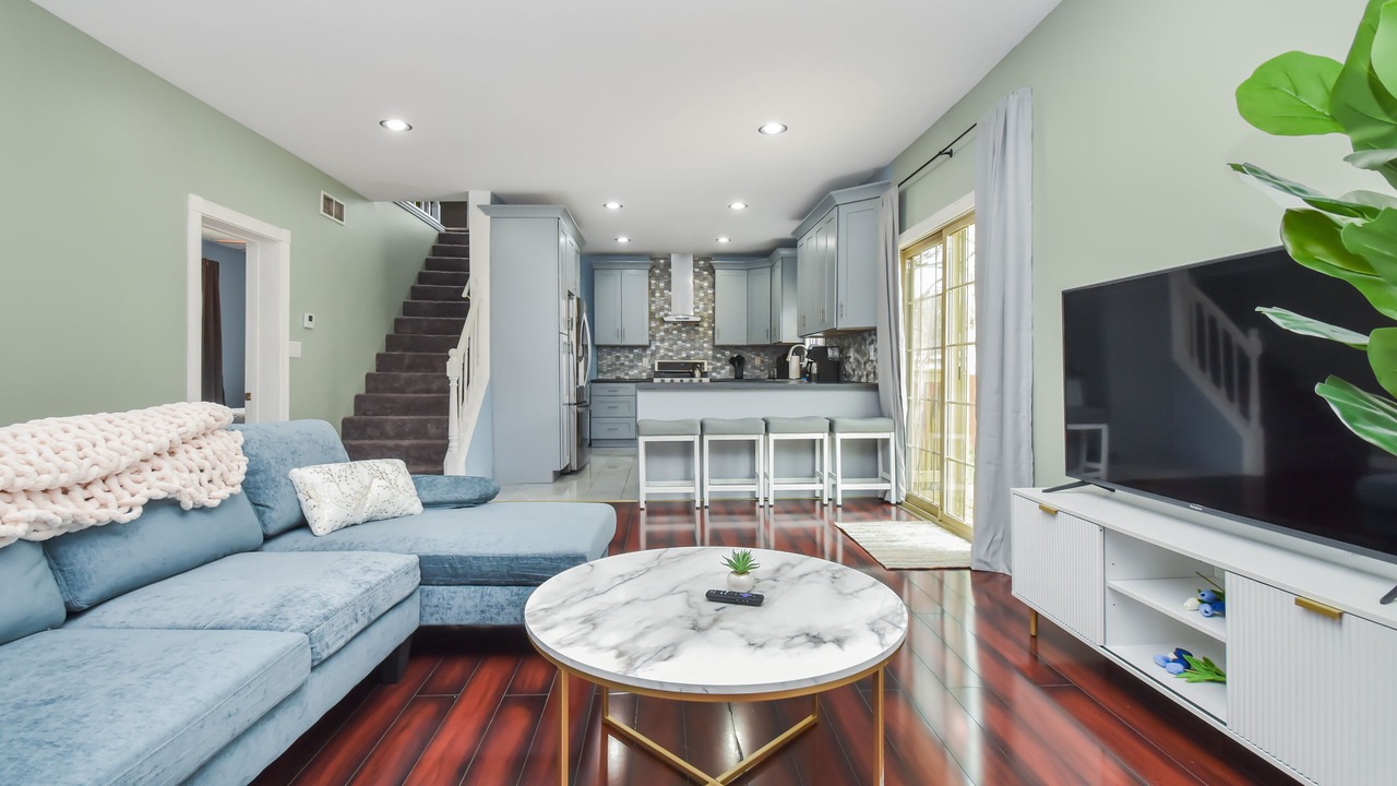 Photo of Livingroom in Peoria Heights