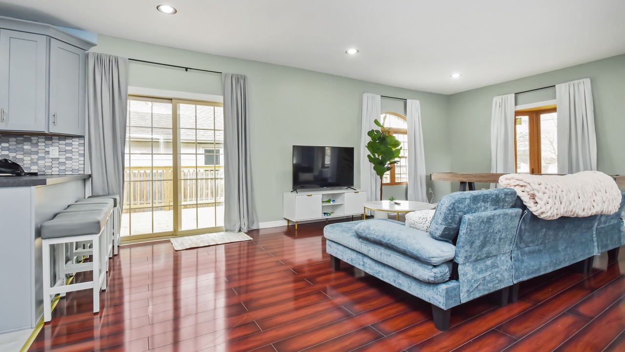 Photo of Livingroom in Peoria Heights