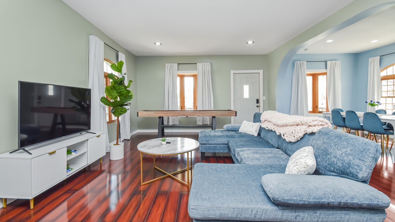 Photo of Livingroom in Peoria Heights