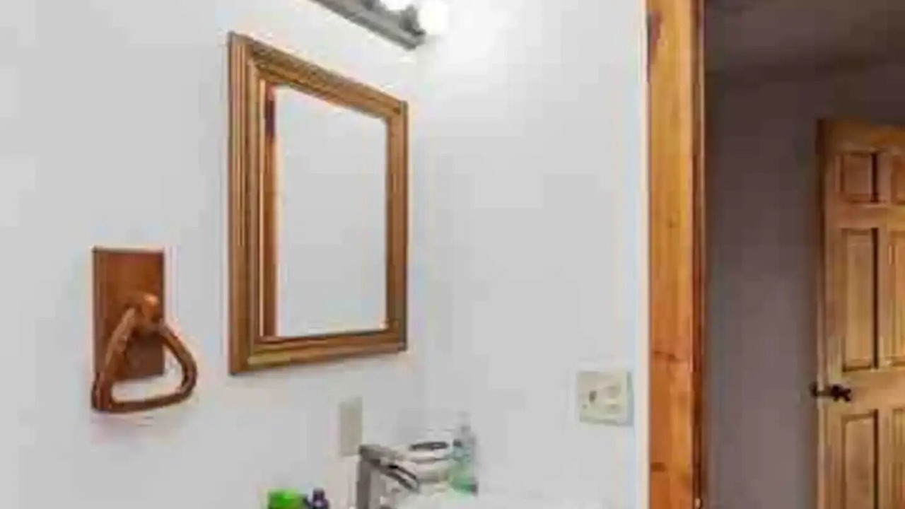 Photo of Bathroom in Dixon
