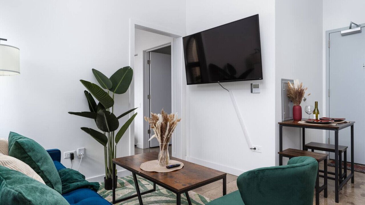 Photo of Livingroom in Uptown