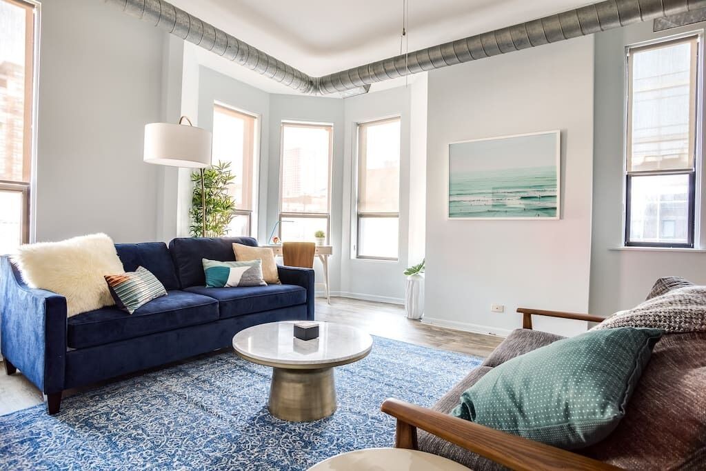 Photo of Livingroom in River North