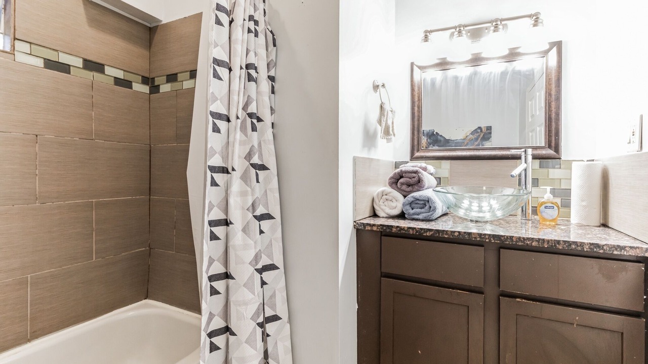 Photo of Bathroom in Grand Boulevard