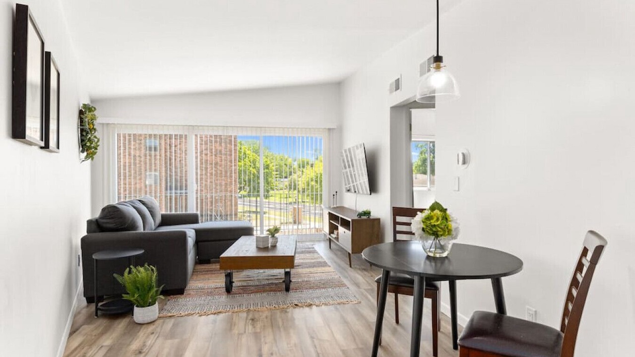 Photo of Livingroom in Orange Prairie